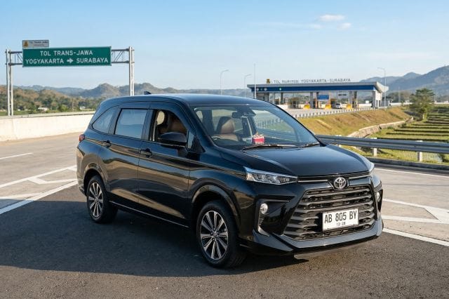 Sewa Mobil dengan Sopir Jogja Surabaya