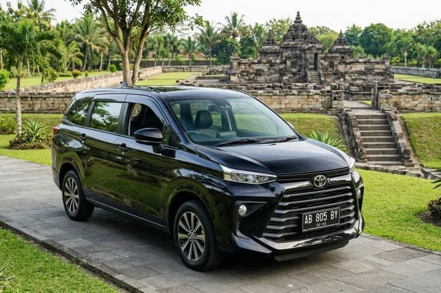 Sewa Mobil Sleman dengan Sopir