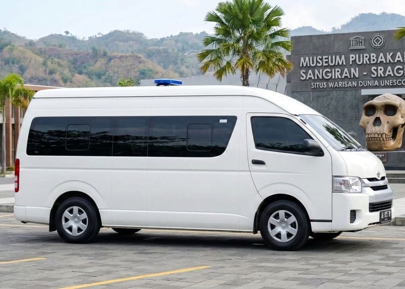 Rental Sewa Mobil dengan Sopir dari Yogyakarta ke Sragen
