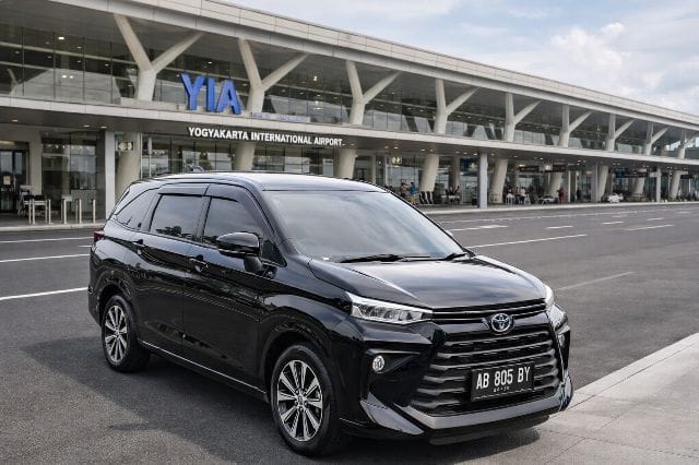 Rental Mobil di Bandara YIA dengan Sopir