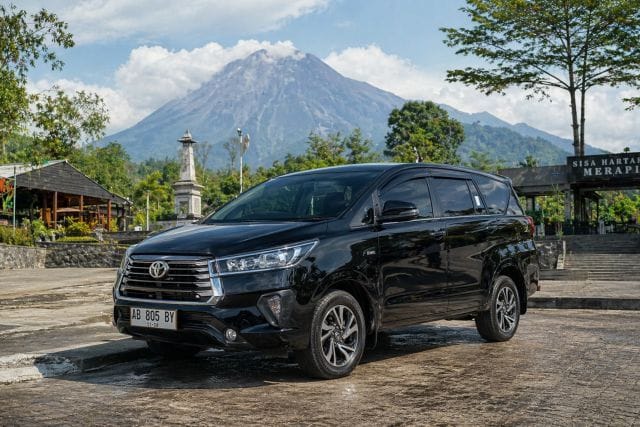 Sewa Mobil Yogyakarta